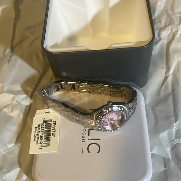 One size - Picture 4 of 5